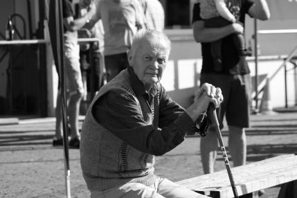 Nachruf Siegfried Veeser